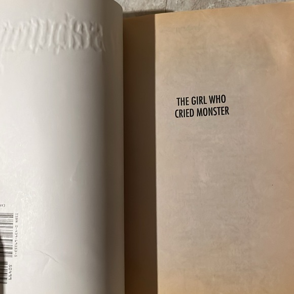 Two Paperback Chapter Books for Kids - Picture 9 of 12